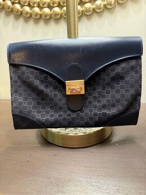 Gucci Blue and black Signature Velvet Clutch with Gold-Tone Lock